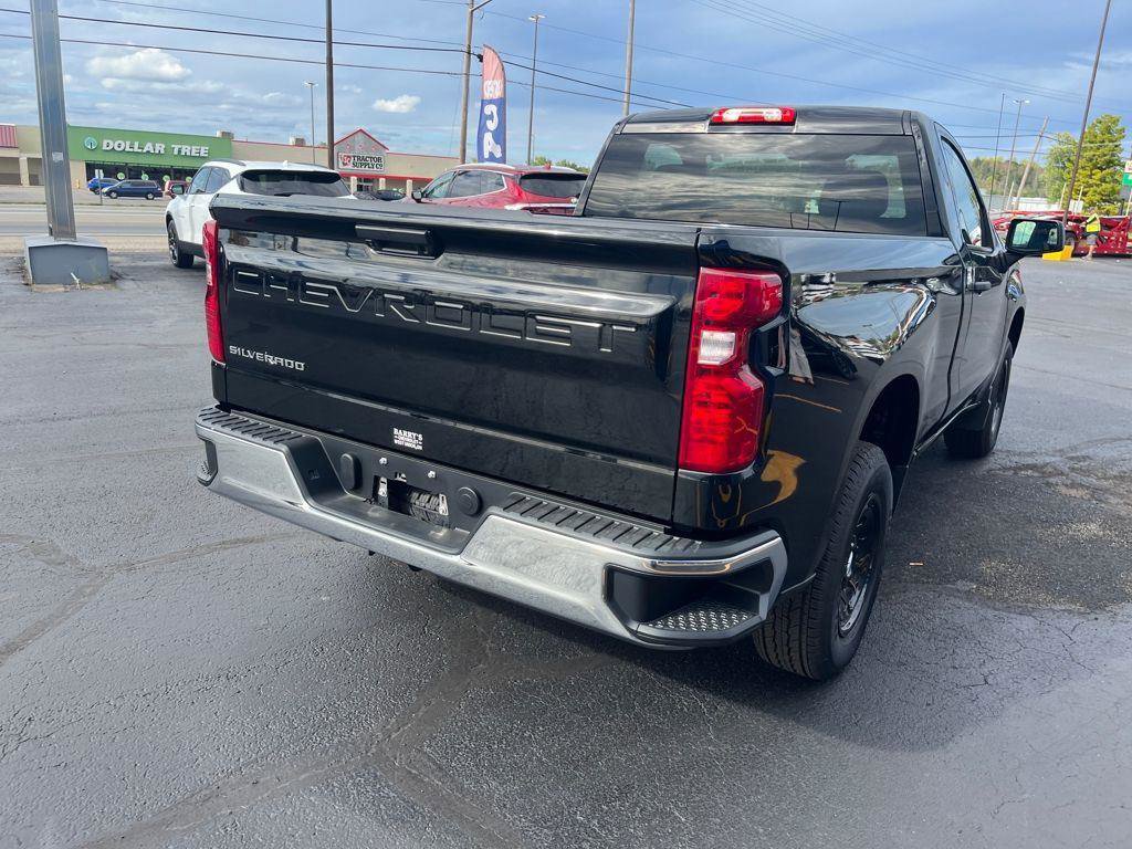 Used 2025 Chevrolet Silverado 1500 W/T w/ WT Convenience Package image 5