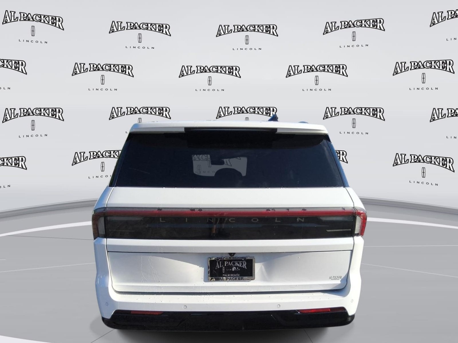 New 2027 Lincoln Navigator Black Label AWD/4WD image 4