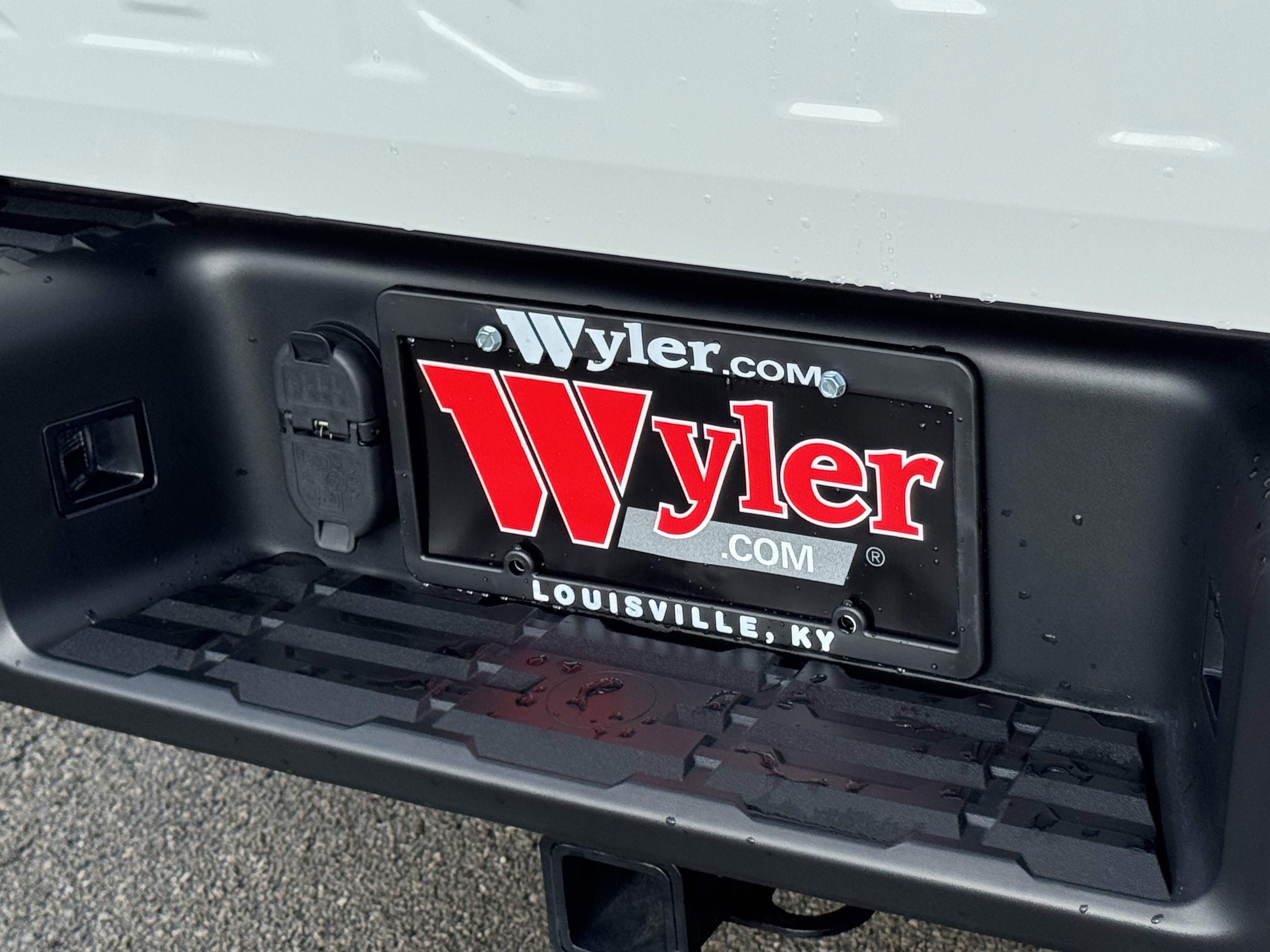 Used 2024 Nissan Frontier SL w/ Technology Package image 45