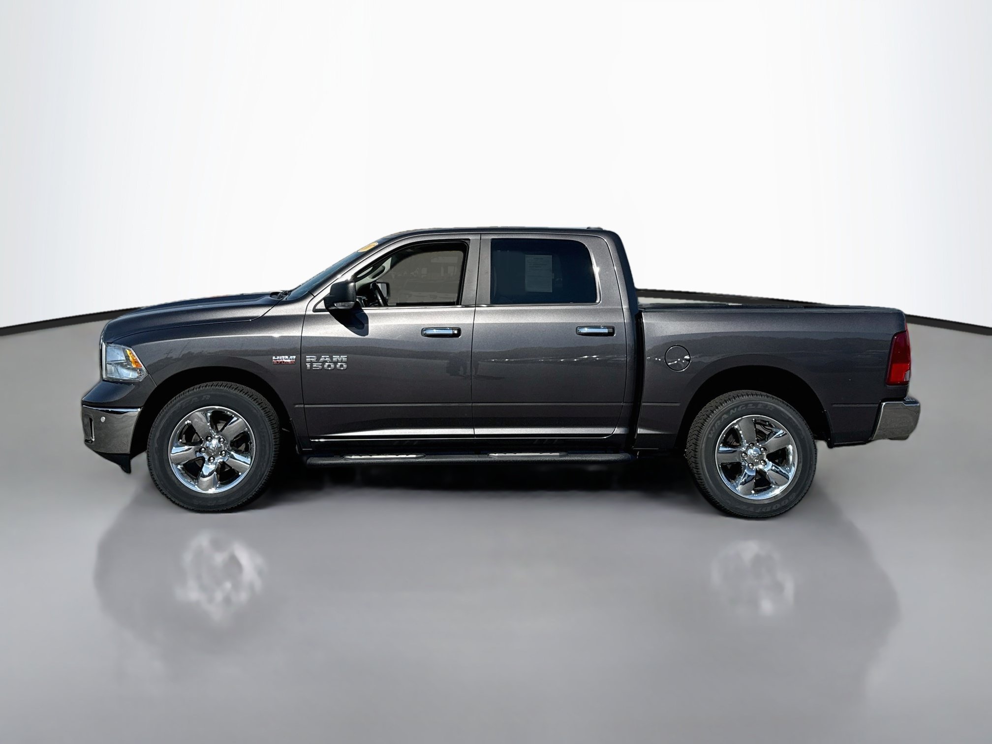 Used 2017 RAM 1500 Big Horn AWD/4WD image 4
