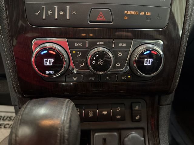 Used 2015 Chevrolet Traverse LT FWD image 19