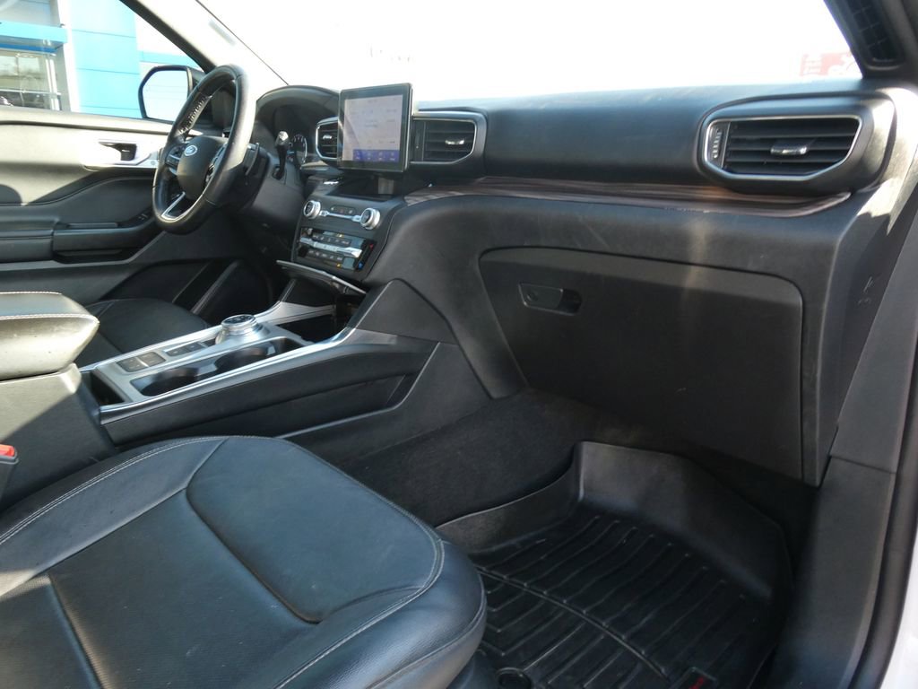 Used 2020 Ford Explorer Limited image 14