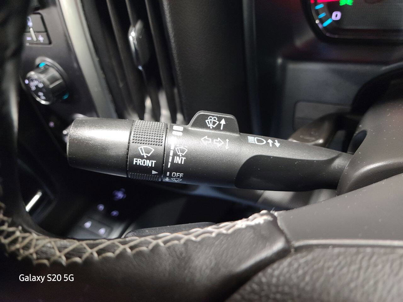 Used 2018 Chevrolet Silverado 1500 LT w/ All Star Edition image 27