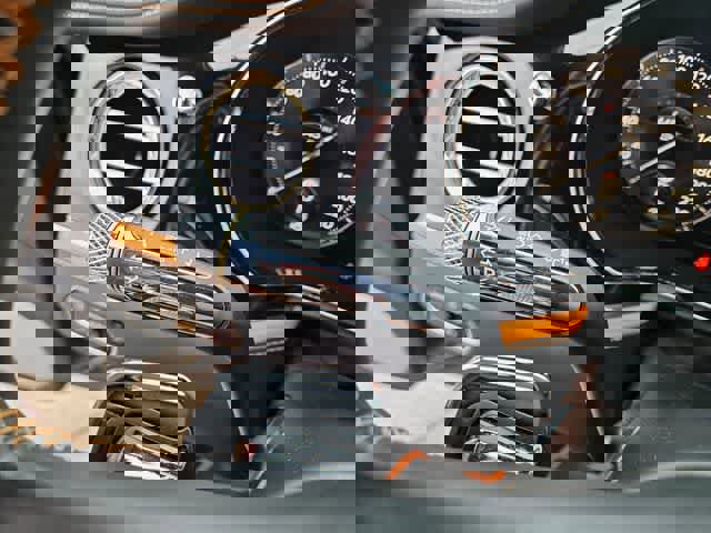 Used 2024 Bentley Flying Spur W12 image 27