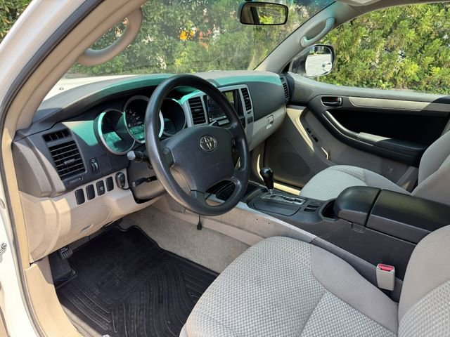 Used 2006 Toyota 4Runner SR5 RWD image 11
