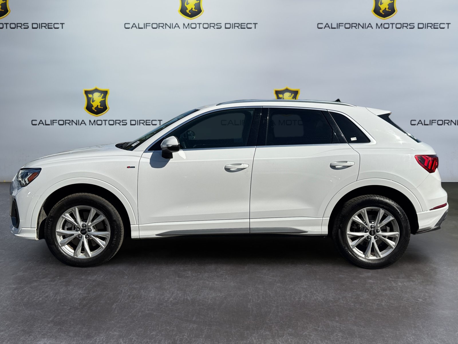 Used 2025 Audi Q3 2.0T Premium AWD/4WD image 2