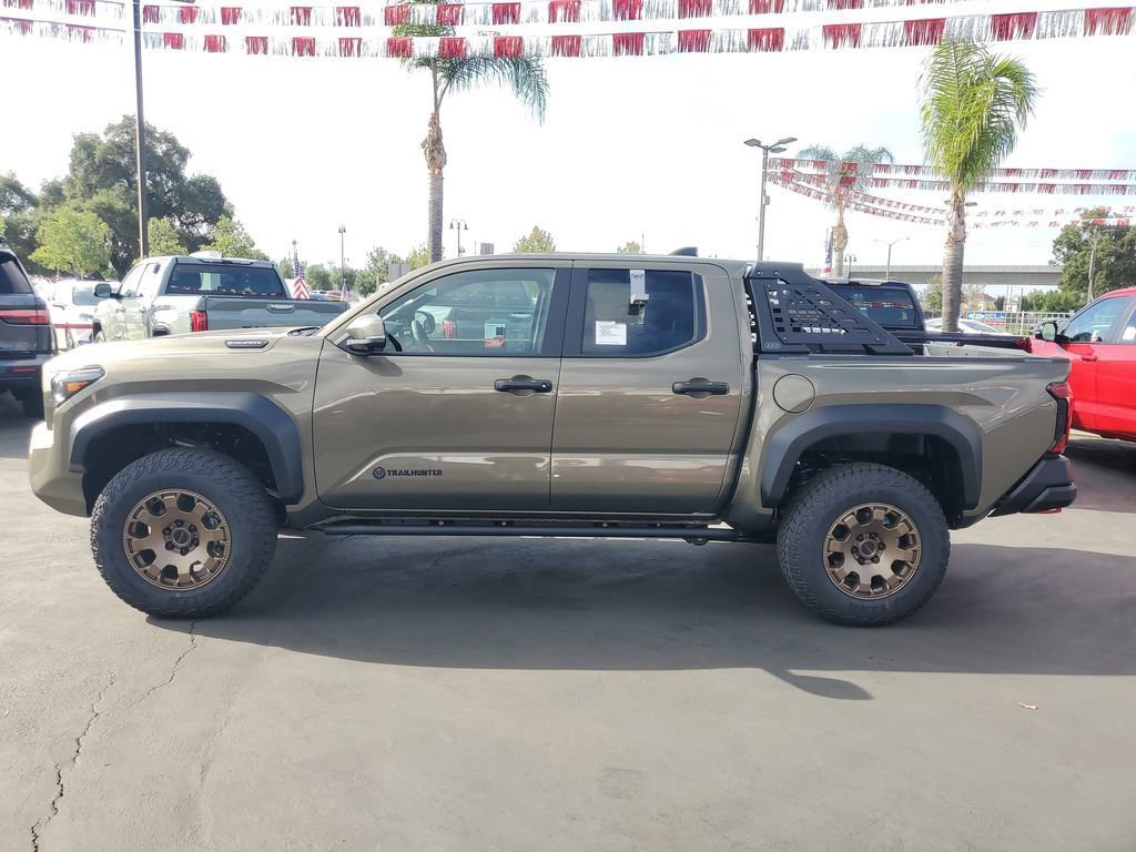 New 2025 Toyota Tacoma Trailhunter image 6