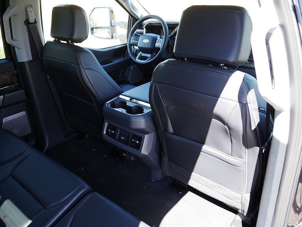 New 2026 Ford F350 Lariat w/ Black Appearance Package AWD/4WD image 30
