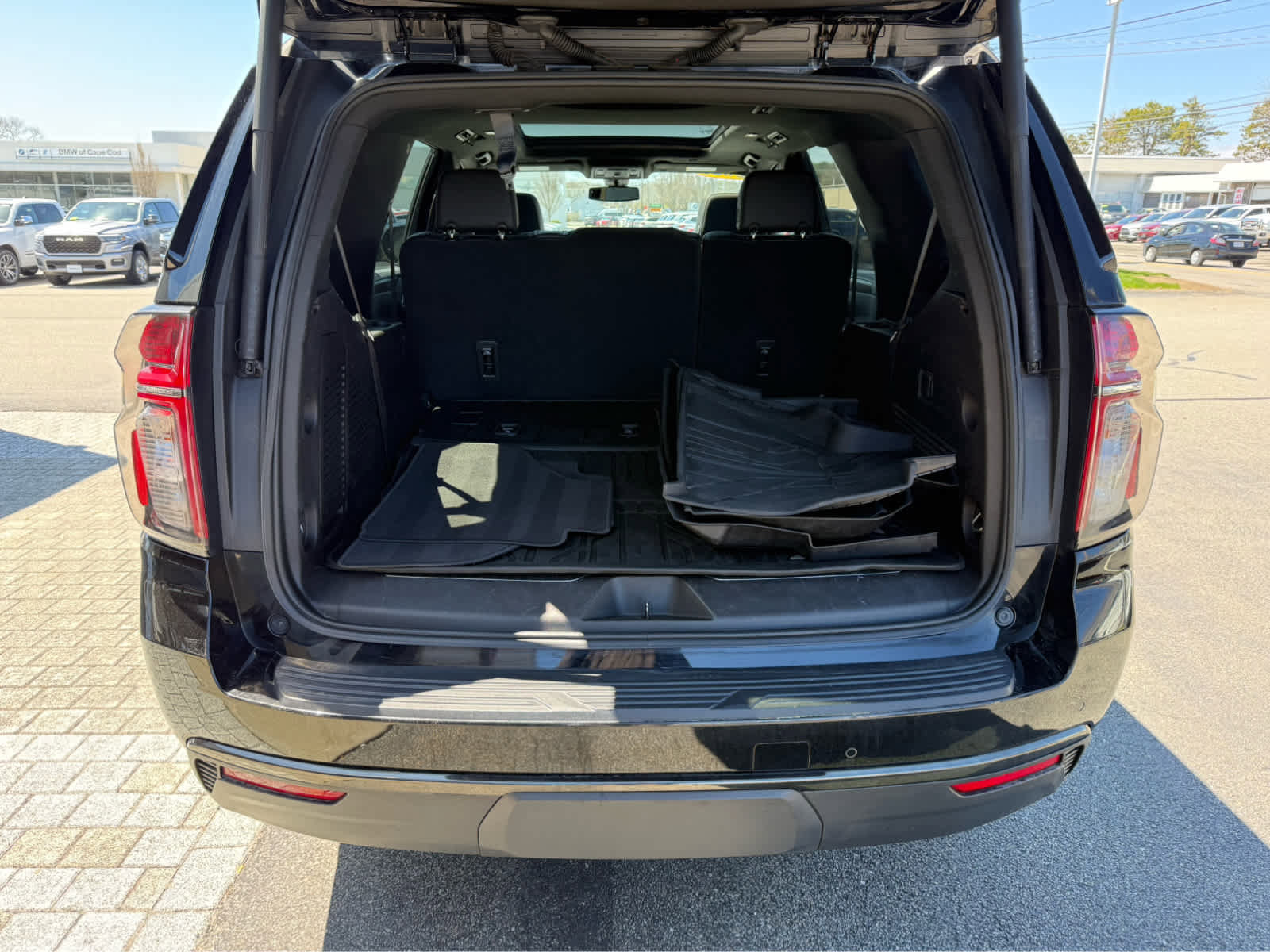 Used 2021 Chevrolet Tahoe Z71 AWD/4WD image 8