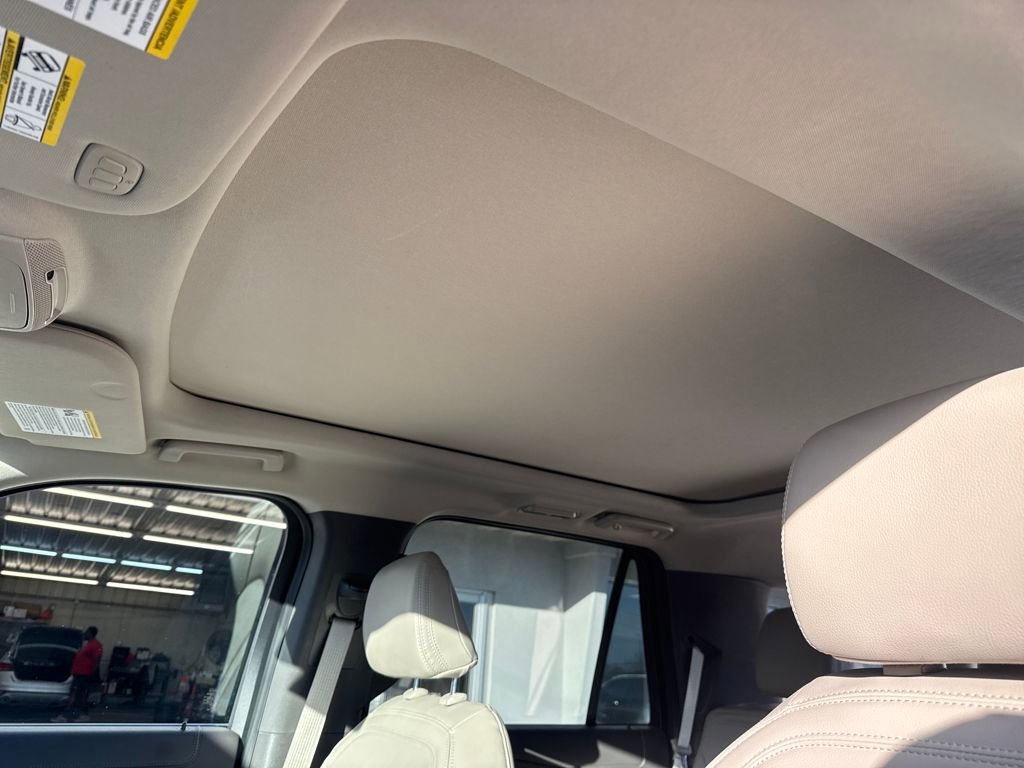 Used 2021 Ford Expedition Limited image 21