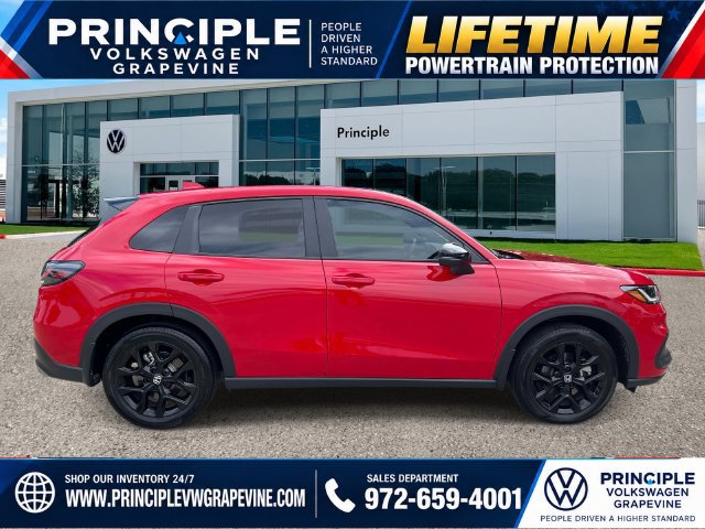 Used 2025 Honda HR-V Sport image 4