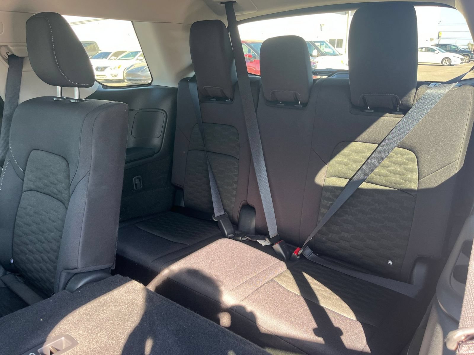 Used 2026 Nissan Pathfinder SV FWD image 30