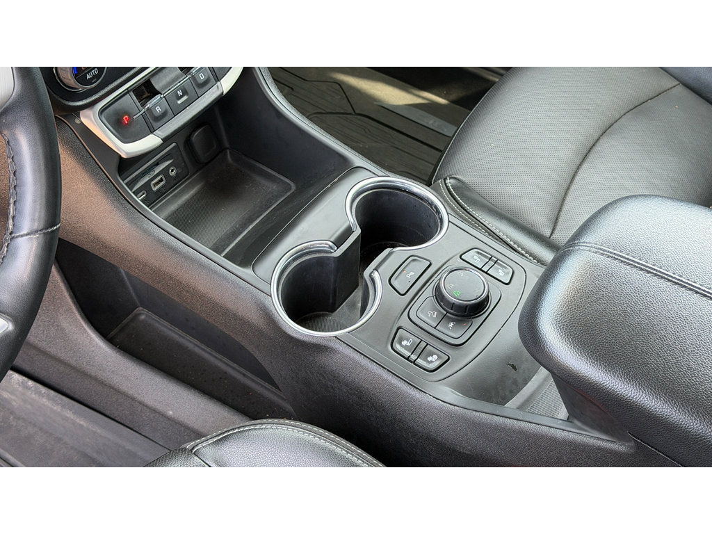 Certified 2023 GMC Terrain SLT w/ Tech Package image 11