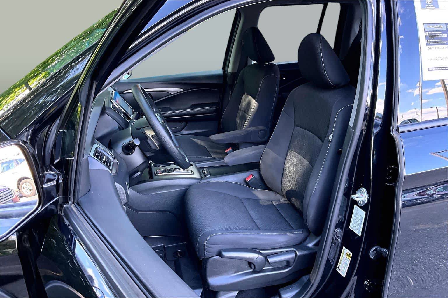 Used 2021 Honda Ridgeline Sport image 9