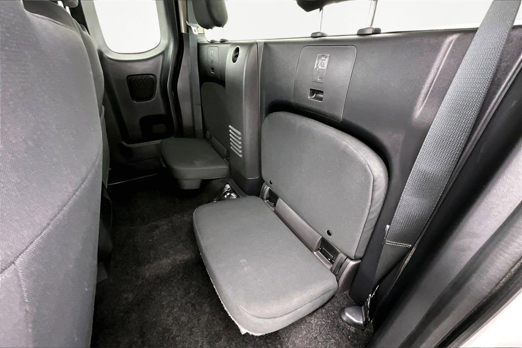 Used 2022 Nissan Frontier S image 27