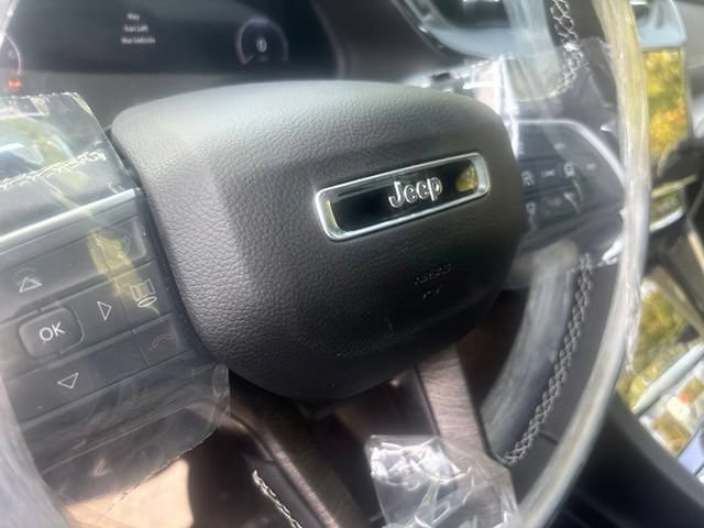 New 2027 Jeep Grand Cherokee Altitude AWD/4WD image 16