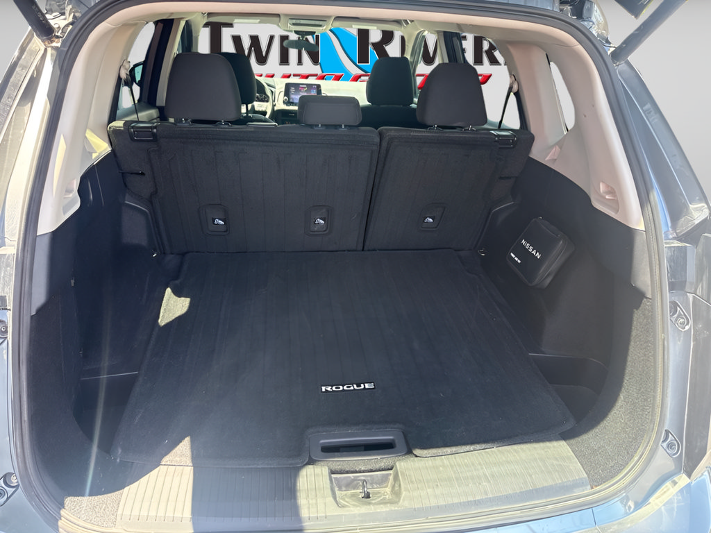 Used 2024 Nissan Rogue SV AWD/4WD image 8