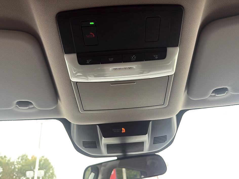 Certified 2026 Nissan Rogue SV FWD image 43