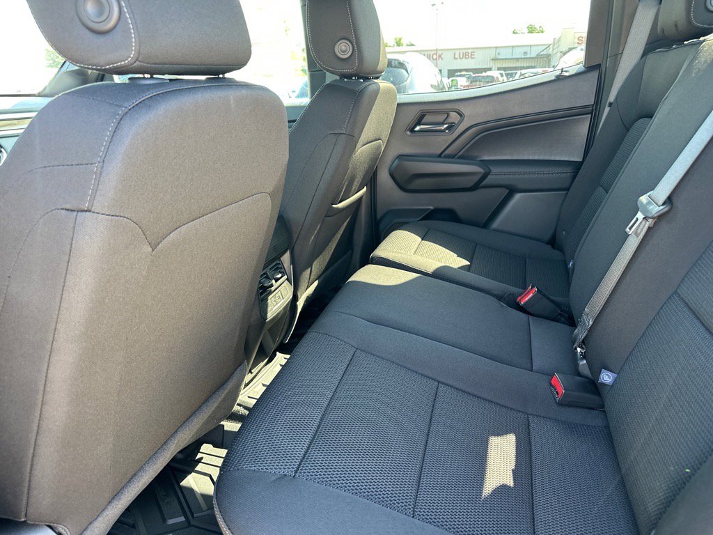 New 2025 GMC Canyon Elevation w/ Convenience Package image 10