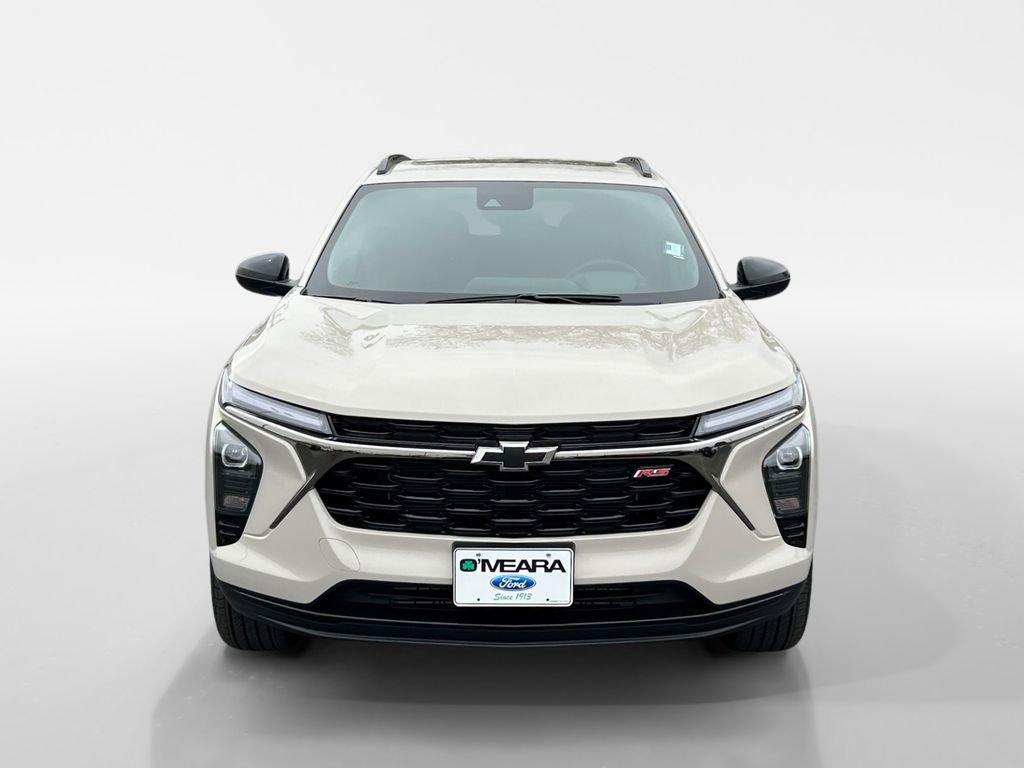 Used 2026 Chevrolet Trax RS w/ Sunroof Package image 10