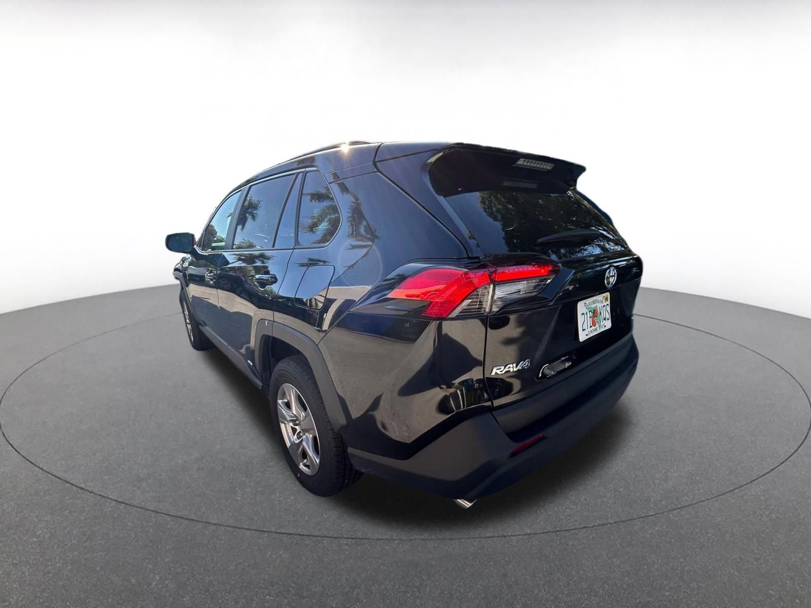 Used 2025 Toyota RAV4 LE image 14