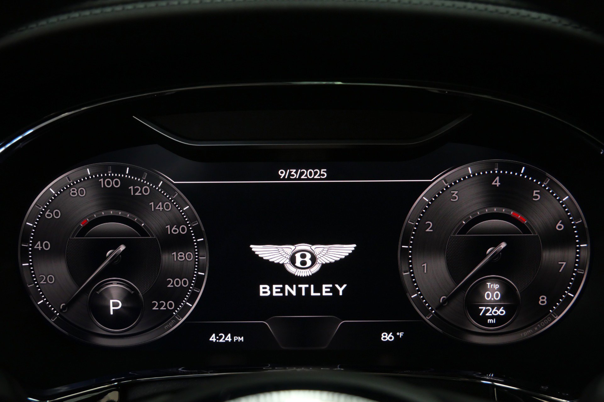 Used 2024 Bentley Flying Spur W12 image 21