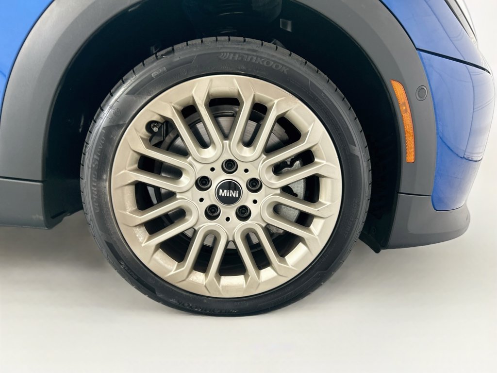Certified 2026 MINI Cooper 4-Door Hardtop FWD image 34