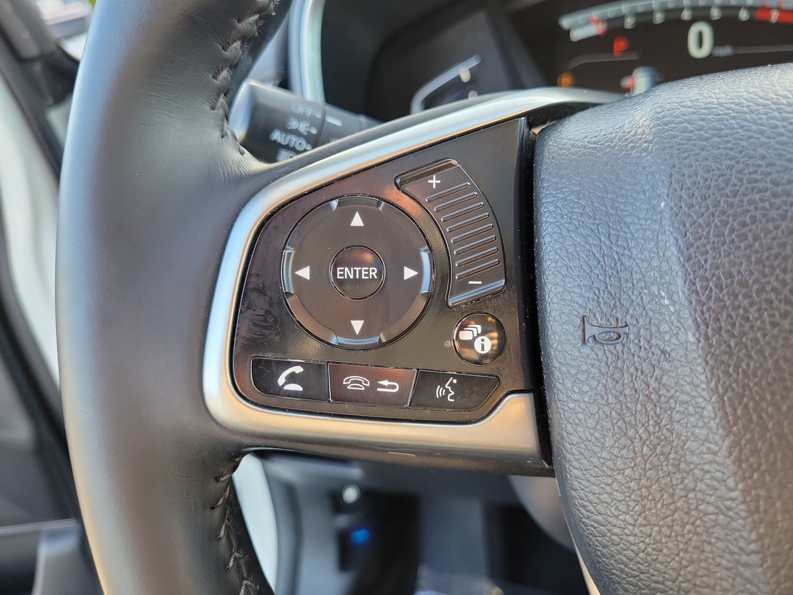 Used 2017 Honda CR-V EX-L image 18