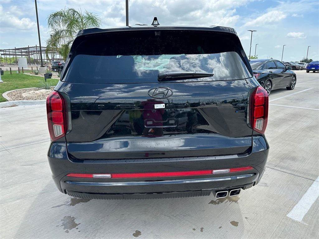 Used 2024 Hyundai Palisade Calligraphy image 4