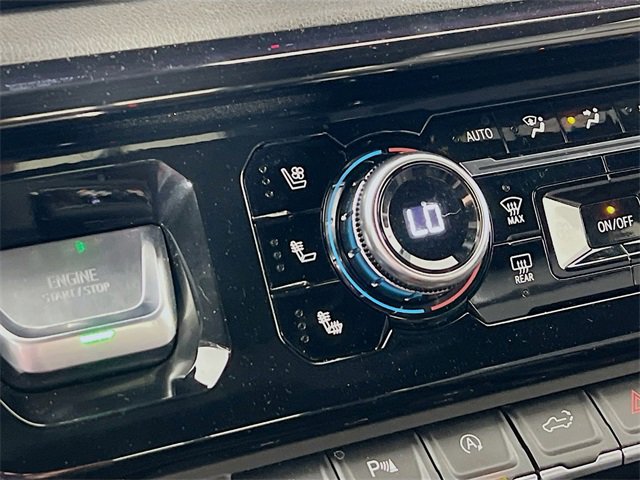 Used 2024 GMC Sierra 1500 AT4 w/ Technology Package image 21