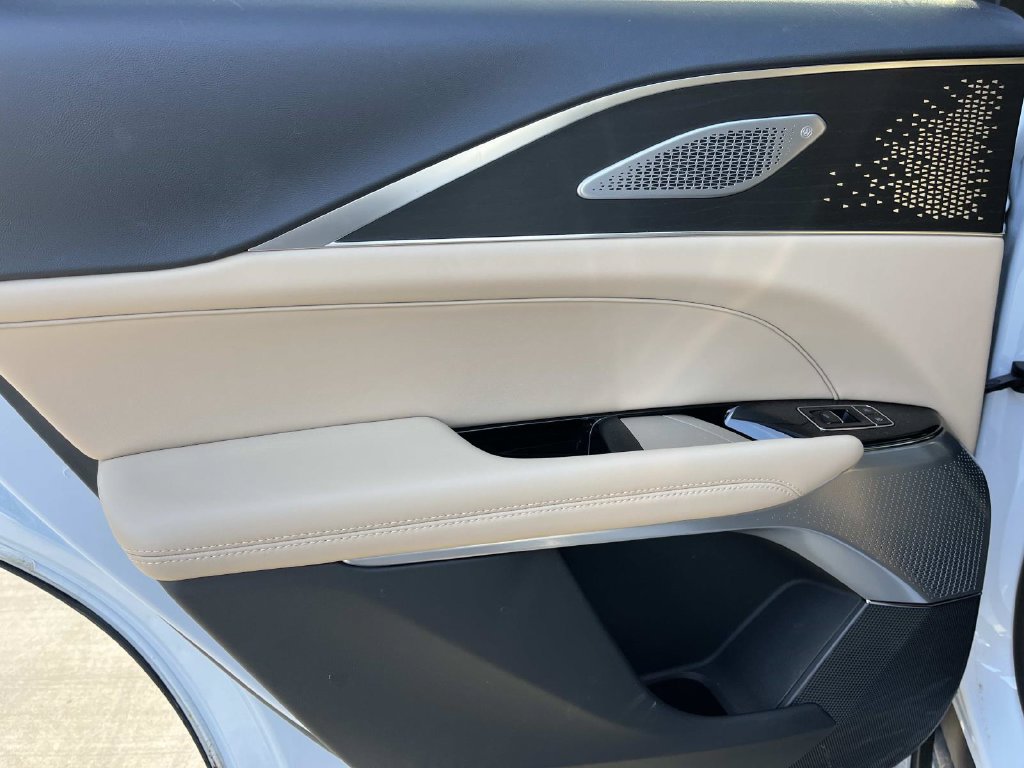 Certified 2026 Cadillac Lyriq Signature Luxury w/ Nappa Leather Package AWD/4WD image 20