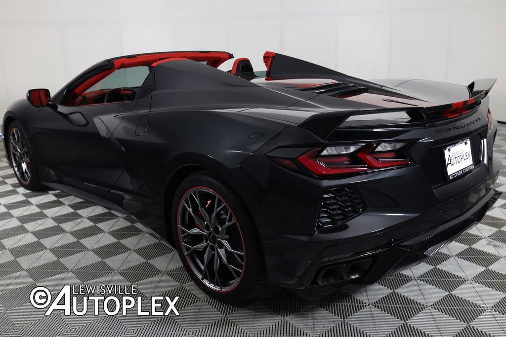 Used 2024 Chevrolet Corvette Stingray Premium Conv w/ Z51 Performance Package RWD image 7