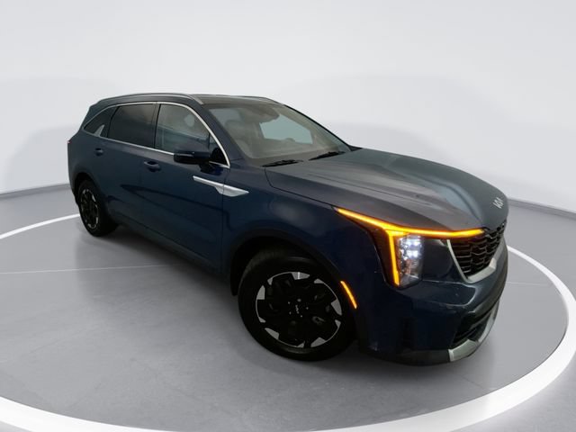 Used 2025 Kia Sorento S FWD image 1