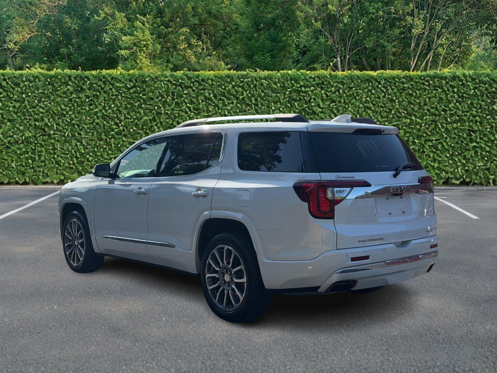 Used 2021 GMC Acadia Denali w/ Denali Ultimate Package AWD/4WD image 6
