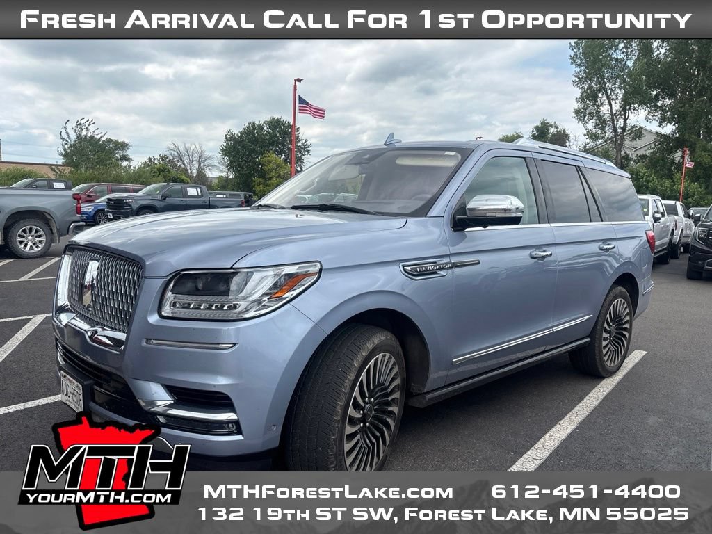 Used 2019 Lincoln Navigator Black Label AWD/4WD image 3
