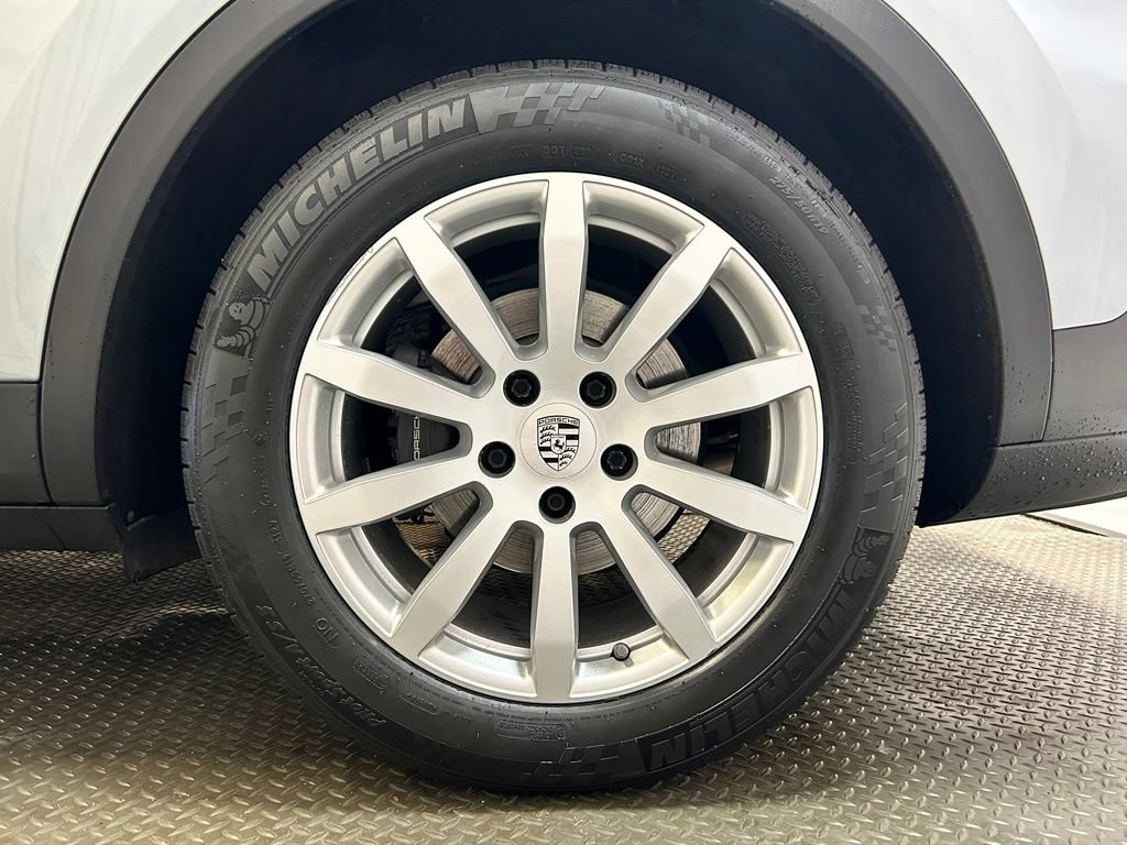 Certified 2020 Porsche Cayenne AWD/4WD image 9