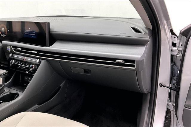 New 2025 Hyundai Sonata SE image 16