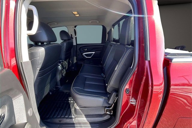 Certified 2018 Nissan Titan PRO-4X w/ Pro-4x Convenience Package image 23