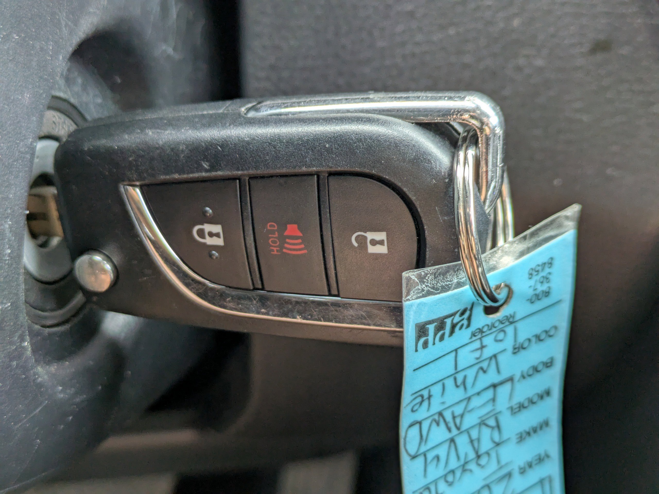 Used 2023 Toyota RAV4 LE image 32