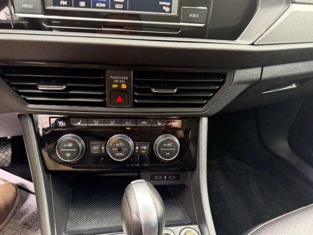 Used 2021 Volkswagen Jetta SE image 26