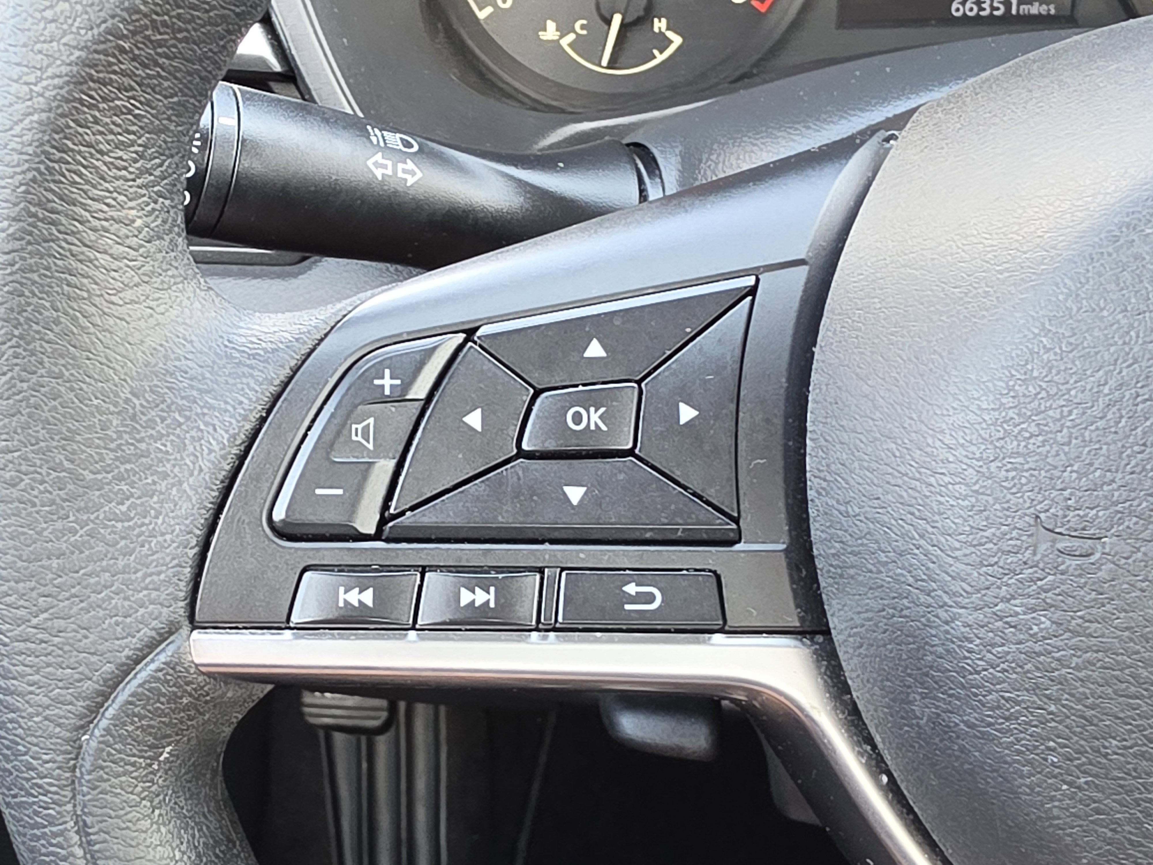 Used 2022 Nissan Altima 2.5 S FWD image 12