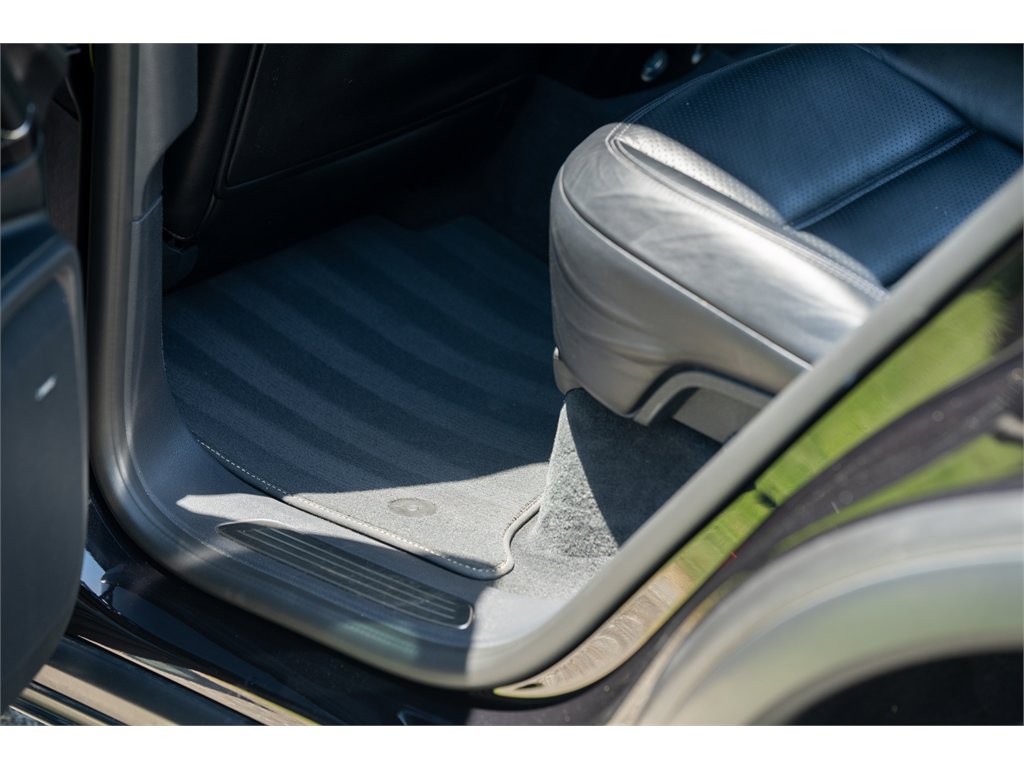 Used 2017 Porsche Cayenne image 21