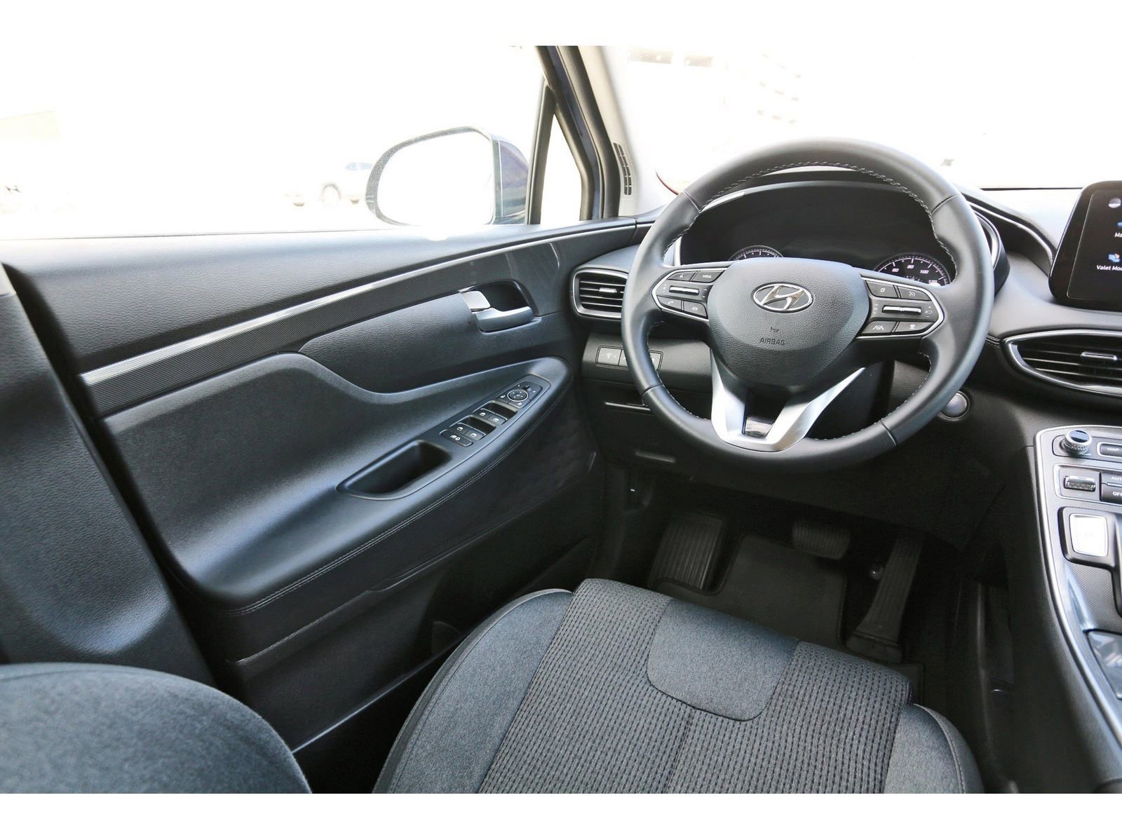 Certified 2023 Hyundai Santa Fe SEL image 10