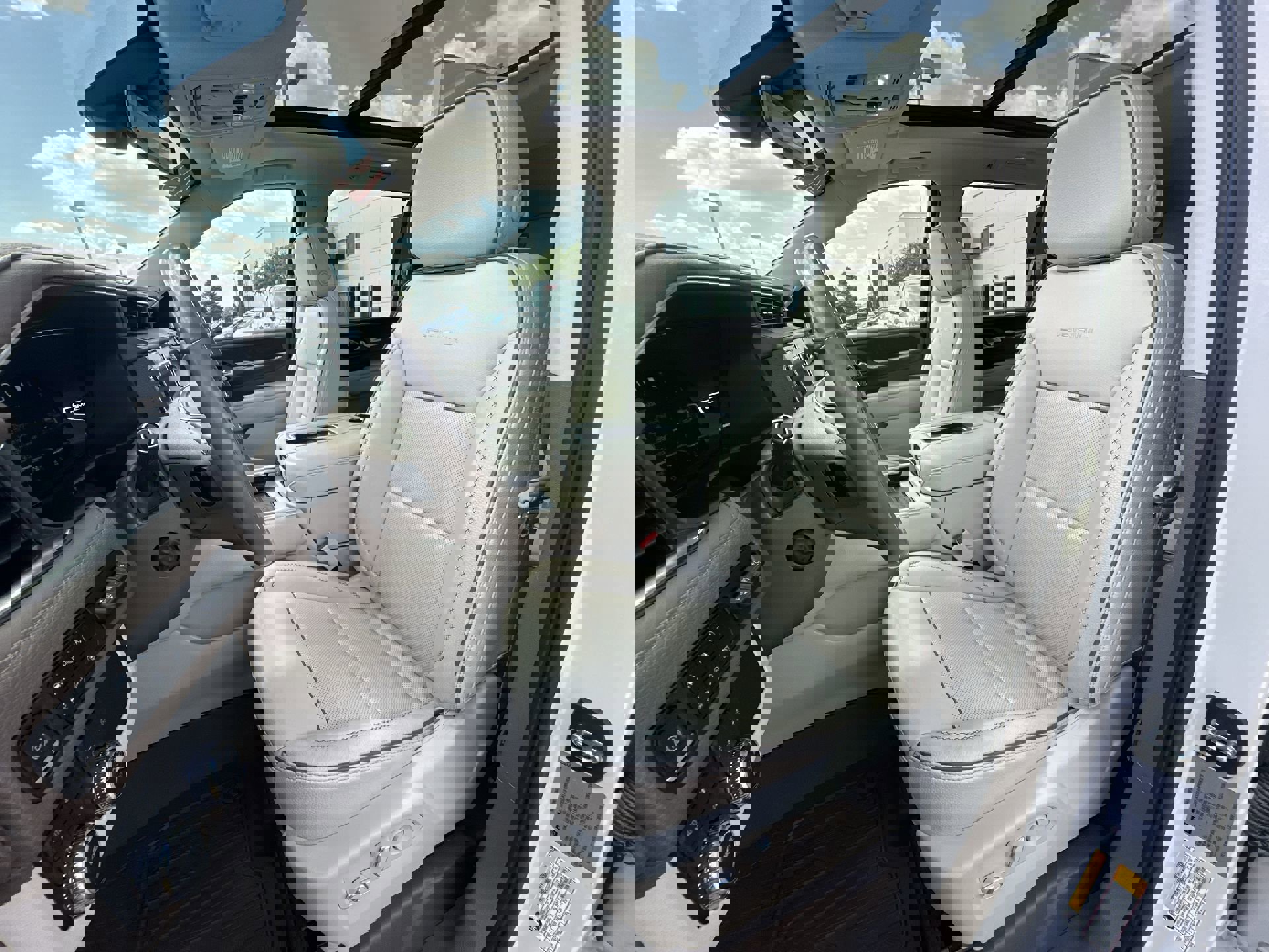 Certified 2023 GMC Yukon XL Denali image 62