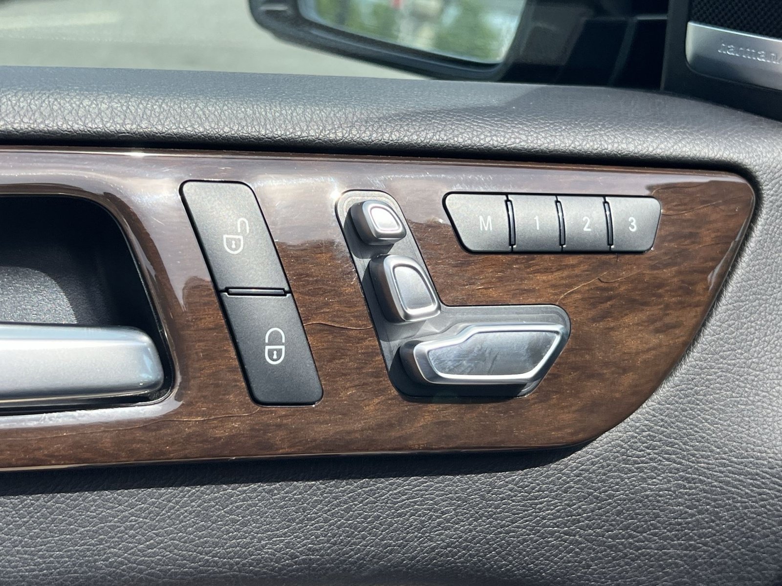 Used 2019 Mercedes-Benz GLS 450 4MATIC image 34