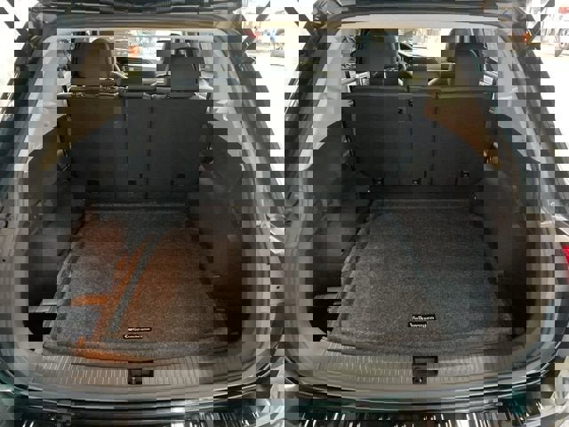 Used 2019 Volkswagen Tiguan SE w/ Panoramic Sunroof Package image 5