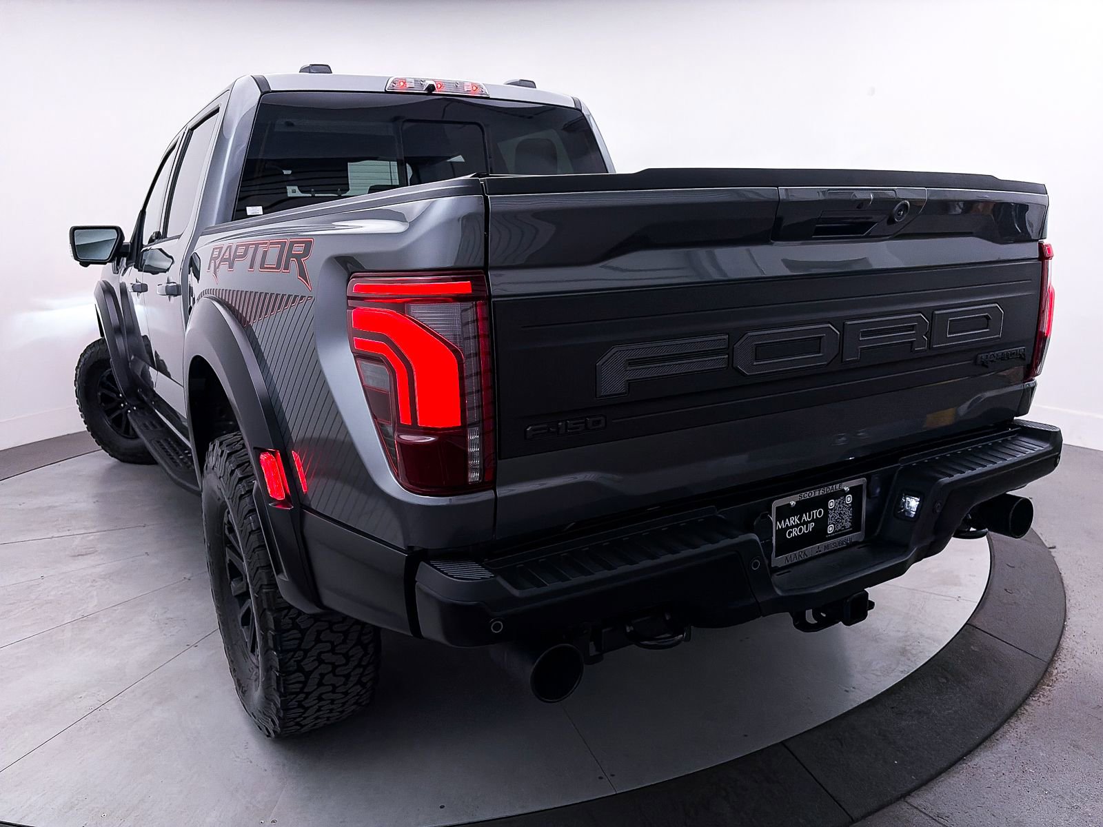 Used 2025 Ford F150 Raptor image 28