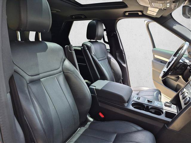 Used 2020 Land Rover Discovery Landmark AWD/4WD image 21