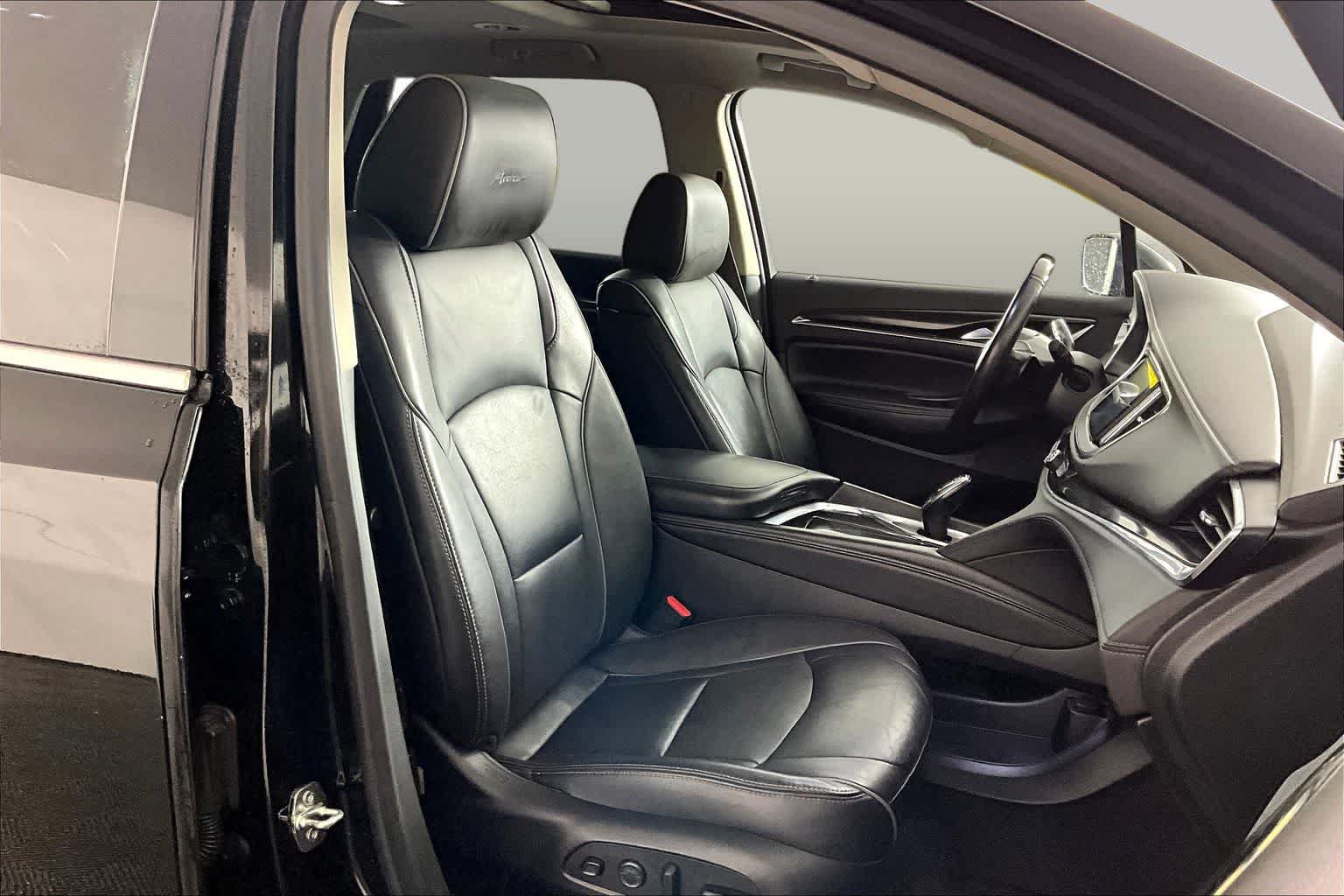 Certified 2020 Buick Enclave Avenir w/ Avenir Technology Package AWD/4WD image 9