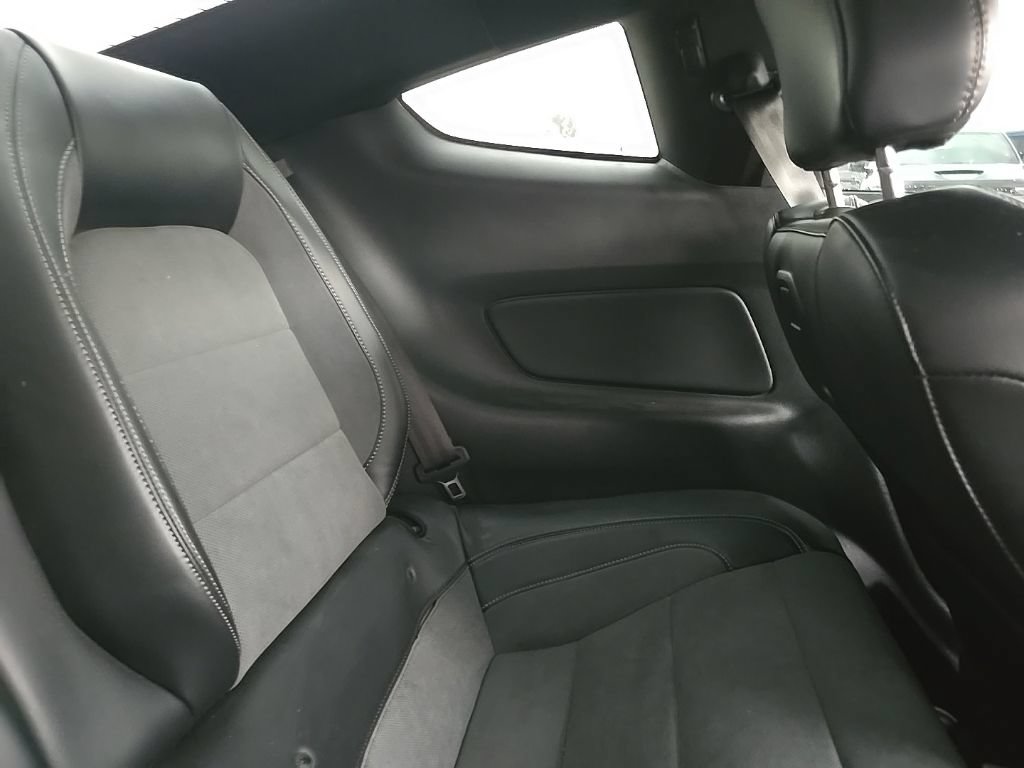 Used 2019 Ford Mustang Shelby GT350 w/ Technology Package RWD image 75